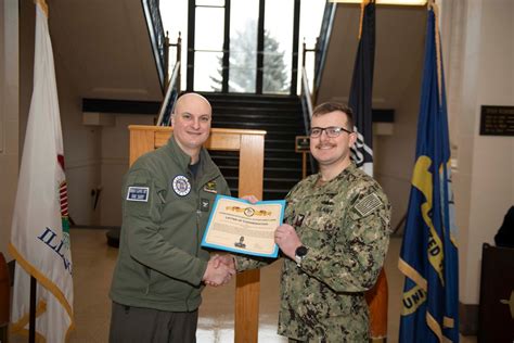 Dvids Images Nsgl Civilians Sailors Receive Awards Image Of