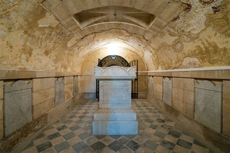 Le Domaine Royal de Dreux linsolite nécropole de la famille dOrléans