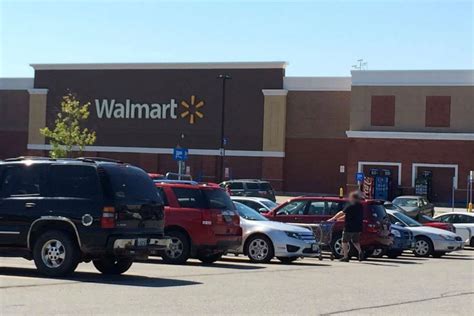 Bangor Walmart Parking Lot Closes After Reported Threat