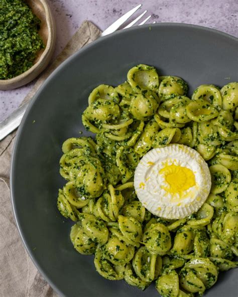 Walnut And Spinach Pesto Apron And Whisk