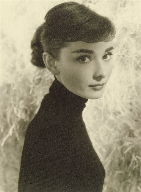 Pin By Jacqueline Parenteau On Audrey Hepburn Audrey Hepburn Photos