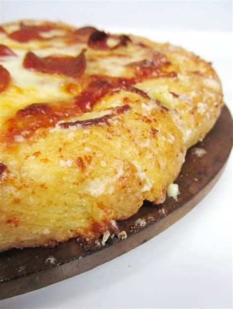 Garlic Bread Pizza Crust