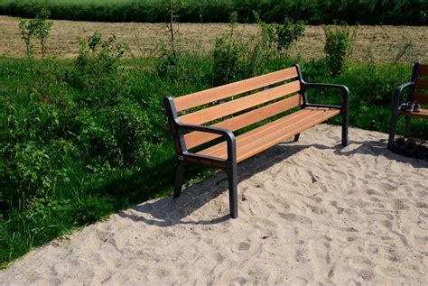 Sitzer Bank Lohr Mit Lehne Parkb Nke Stadtmobiliar