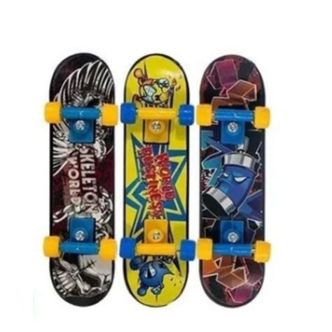 Kit 2 Mini Skate De Dedo Radical Brinquedo KAEKA Skate De Dedo