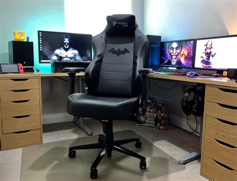 Batman Office Chair / Just Bought Myself A Batman Chair Secretlab ...