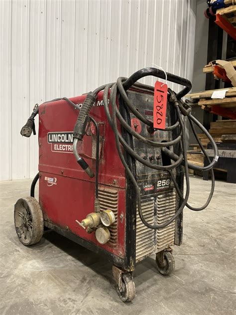 Lincoln Maxtrac Electric Power MIG 256 Welder K3068 Vander Ziel