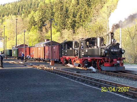 Bhf Jöhstadt mit Planzug aus Wolkenstein um 1984 Preßnitztalbahn vor