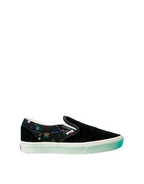 รองเทาแวน VANS COMFYCUSH SLIP ON FATAL FLORAL BLACK VN0A7TNMBLK