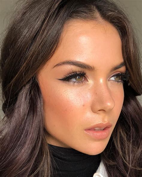 La Imagen Puede Contener 1 Persona Primer Plano Makeup Inspo Makeup