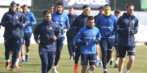 Derbi Ncesi Sevindiren Haber Son Dakika