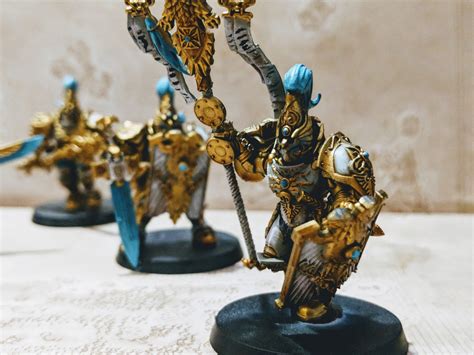 Warhammer 40k Refit All The Pretty Custodes Colors