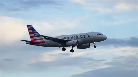 American Airlines Airbus A319 132 N840AW Landing At PDX YouTube