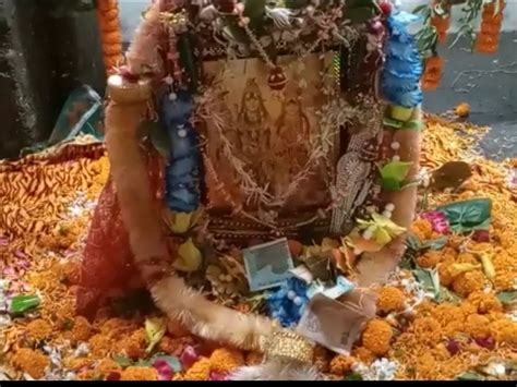 Crowd Of Devotees Gathered In Baba Siddhanath Temple Of Jehanabad