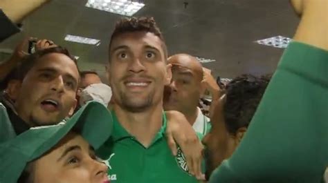 Victor Luis agradece festa da torcida do Palmeiras em Brasília e diz