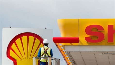 Shell Baut Erste E Lades Ulen An Seinen Tankstellen