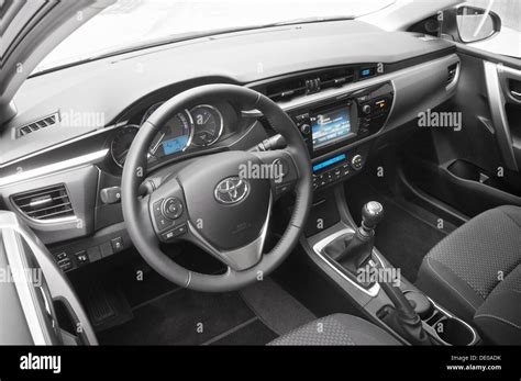 Toyota Corolla Interior 2013 - Collection 10+ Videos And 86 Images