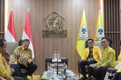 Masuk Golkar Ridwan Kamil Langsung Jadi Wakil Ketua Umum