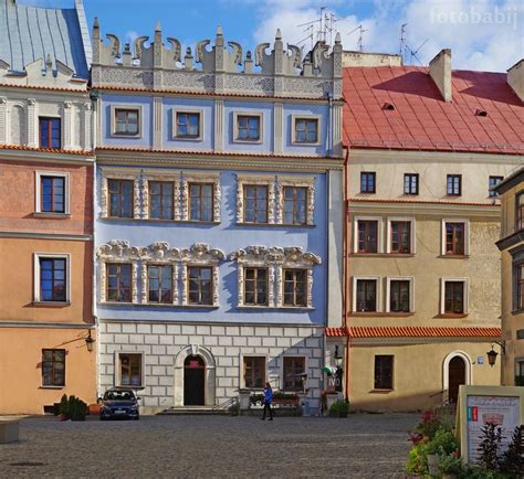 Lublin Rynek błękitna Kamienica Sobieskich House styles