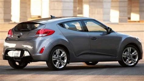 Usado até R 70 mil Hyundai Veloster 1 6 Automático 2013 Mundo do