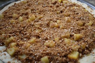 Apple Cinnamon Pizza - Yum! | Casa de Lindquist - Food