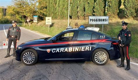 Auto Rubata Cocaina E Spogliarello Ragazze Terribili Finiscono Nei Guai