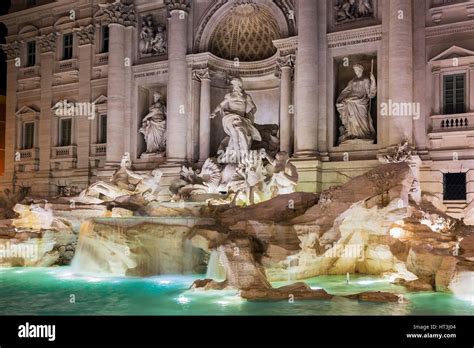 Trevi Fountain, Rome, italy Stock Photo - Alamy