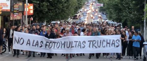 Inforio Masiva Marcha En Contra De Las Fotomultas