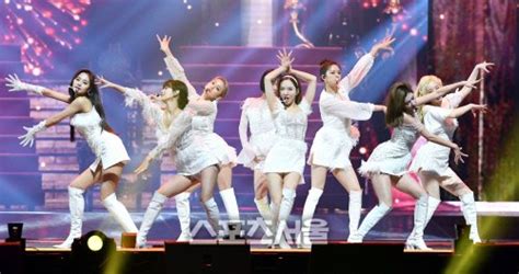 29th Seoul Music Awards Twice JYP Ent Photo 43209611 Fanpop