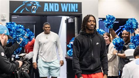 Panthers Derrick Brown Surprises Nc Football Star With Invite