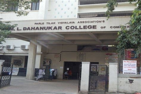 ML Dahanukar College of Commerce (MLDCC) Mumbai: Admission 2021 ...