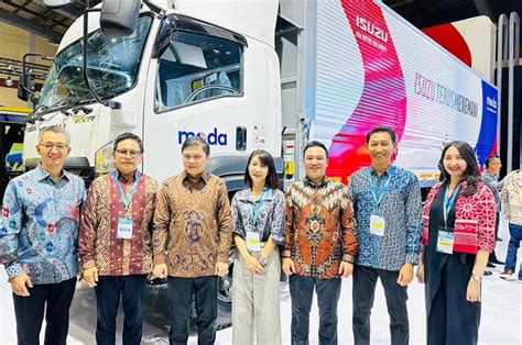 Isuzu Selebrasi Tahun Bawa Empat Produk Unggulan Di Giicomvec