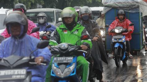 26 Ruas Jalan Di Jakarta Terendam Banjir Usai Hujan Vlix Id