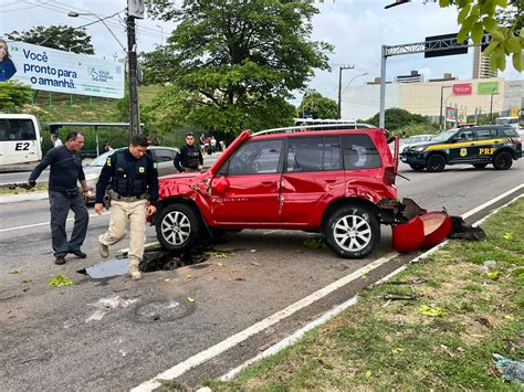 Sem Motorista Carro Encontrado Capotado Na Br