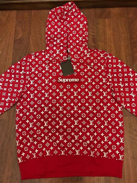 C P Nh T V I H N V Supreme X Louis Vuitton Box Logo Hay Nh T