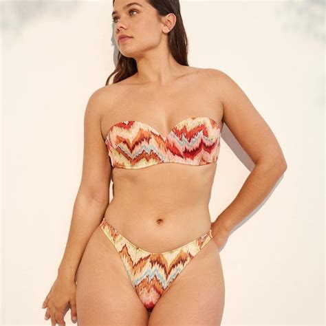 Conjunto Bikini Sin Tirantes Aros Relleno Fino Promise Limited