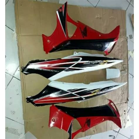 Jual Cover Body Belakang Plus Sayap Luar Dalam Honda Supra X 125 Lama