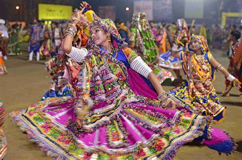 Ahmedabad Garba Latest News Photos And Videos