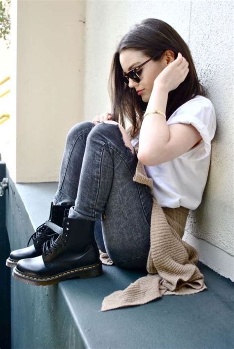 Awesome 50 Creative Outfit To Wear With Dr Marten Boots Fashion