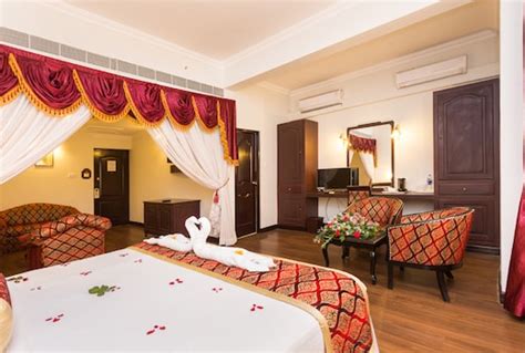 The Windsor Castle Kottayam Hotel Price, Address & Reviews