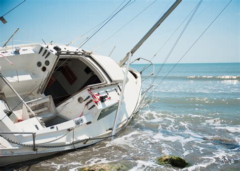 5 Common Boat Accident Injuries in Southern California - Setareh Law