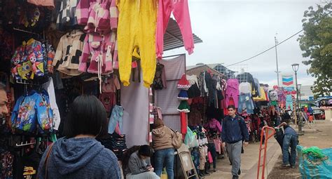 Reportan Comerciantes Ventas Bajas En El Tianguis Navide O Del Jard N