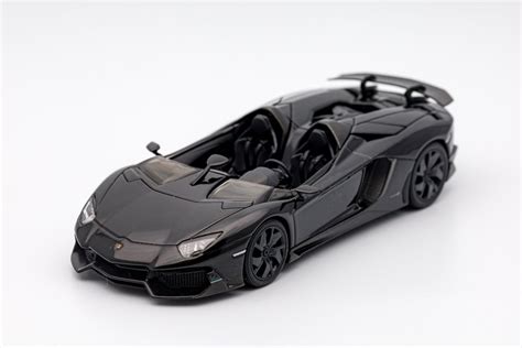 AUTOart 1 43 LAMBORGHINI AVENTADOR J BLACK 興趣及遊戲 玩具 遊戲類 Carousell