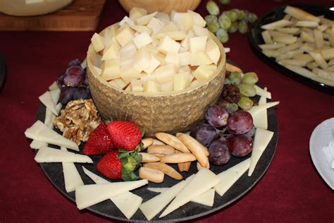 Mesa De Quesos Para Eventos En Salamanca Con Quesos De Hinojosa