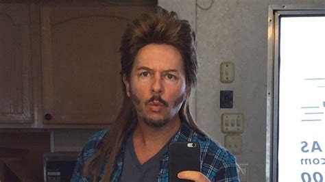 The Mullet Returns! 'Joe Dirt 2' Is a Go | Entertainment Tonight