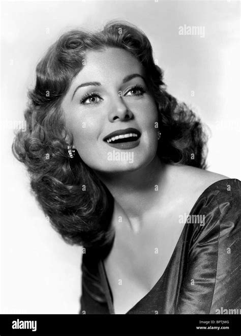 Rhonda Fleming Schauspielerin 1955 Stockfotografie Alamy