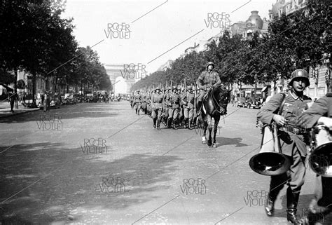 World War Ii German Parade On The Champs Elysées Paris