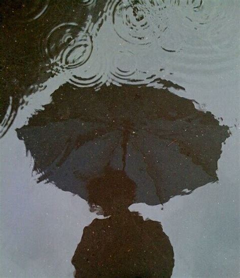 Rain Grunge And Umbrella Resmi Water Reflections Rain Photography