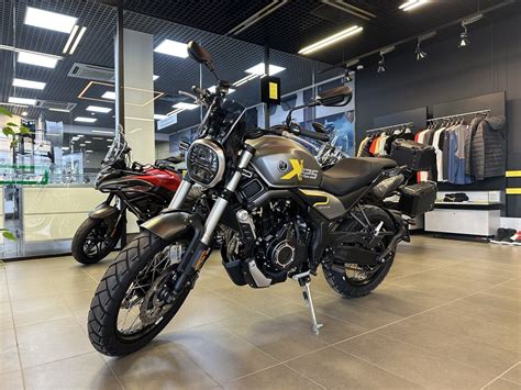 Купить новый Voge AC X инжектор передач в Москве серый naked bike