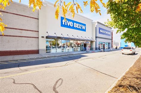 Experts Big Box Retail Leasing Still Strong Despite Years Of Chain