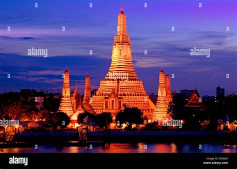 Wat Arun Temple Of Dawn Bangkok Thailand Stock Photo Alamy